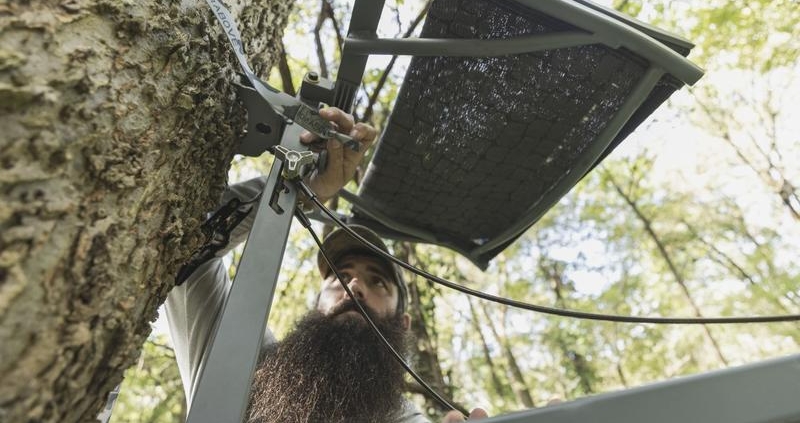 3 Critical Factors To Remember When Hanging Treestands For Bowhunting